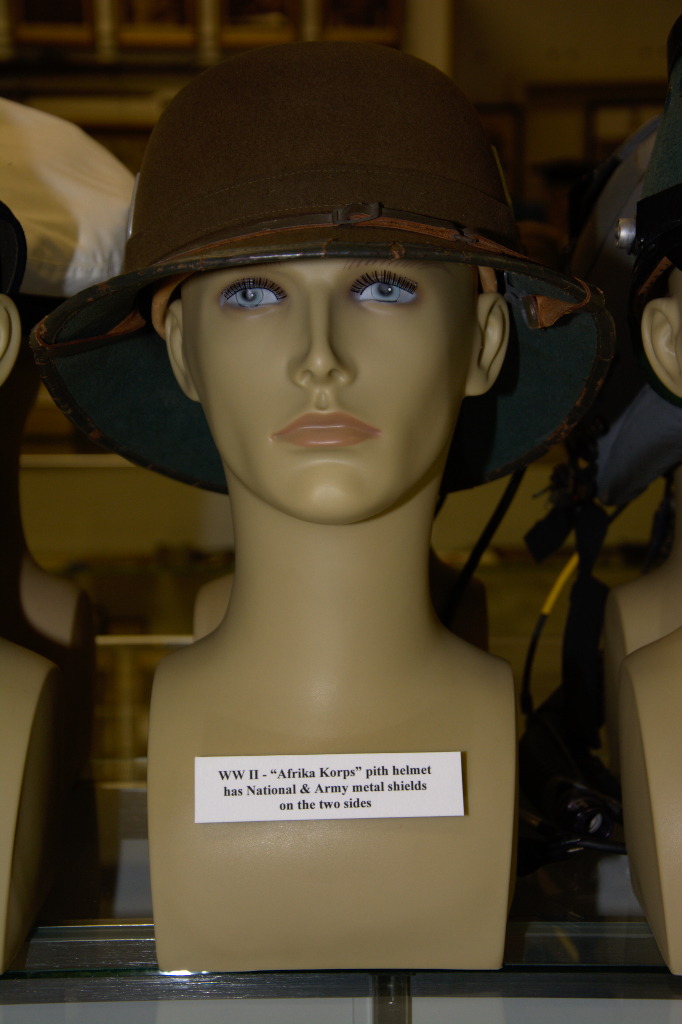 World War II ”Afrika Korps” pith helmet – Maine Military Museum