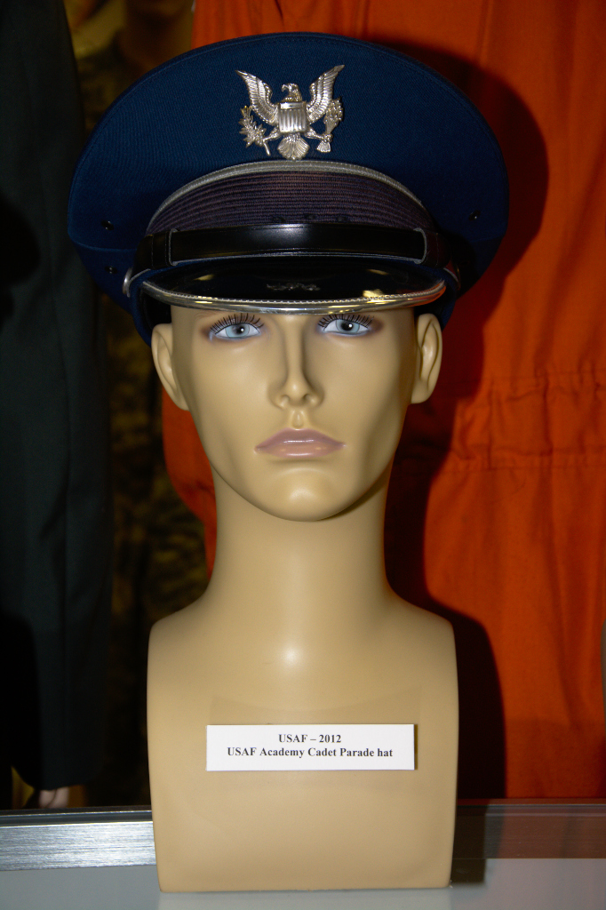 公式通販, USAF Academy Cadet Hat mint condition. Kingform Cap Company 海外 即決